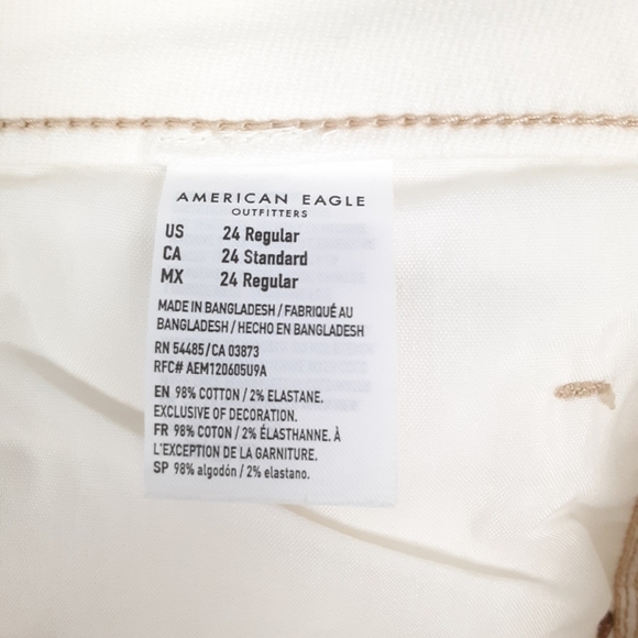 American Eagle Plus Size Mom Jeans - Picture 12 of 12